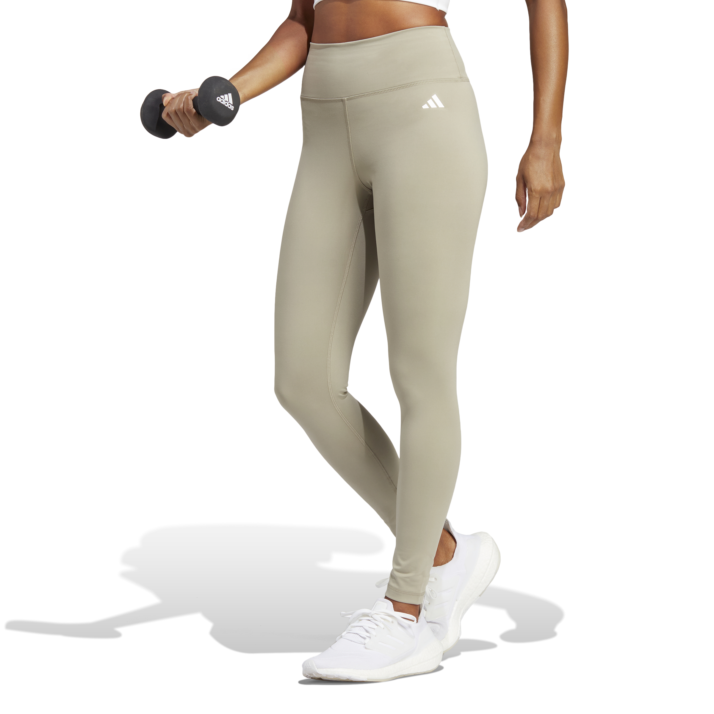 pac-fw23-women-legging-blog-training-essentials-image pac-fw23-women-legging-blog-training-essentials-image