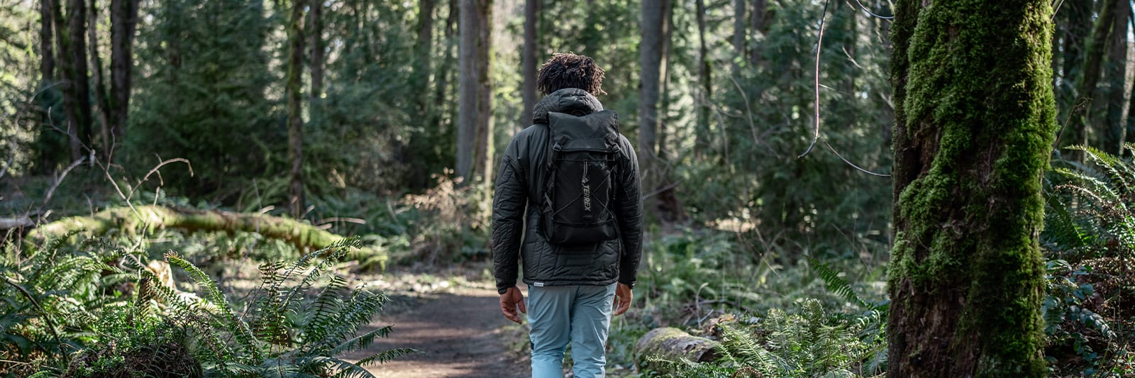 What To Bring On a Hike: 12 Hiking Essentials