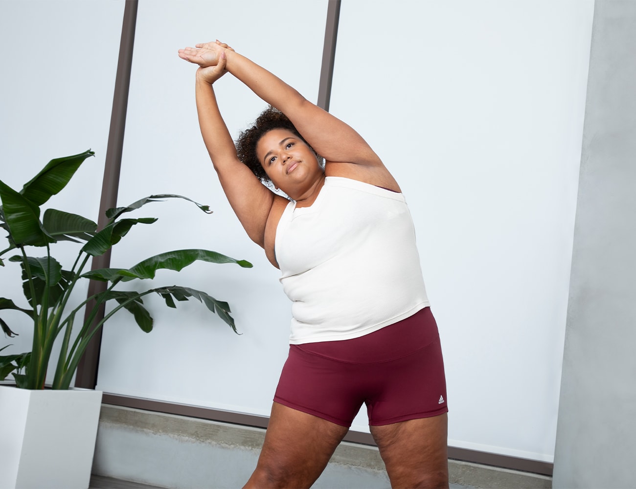 YOGA is BEST SERVED Hot: Tank in Heather White/black Ink, Yoga Top