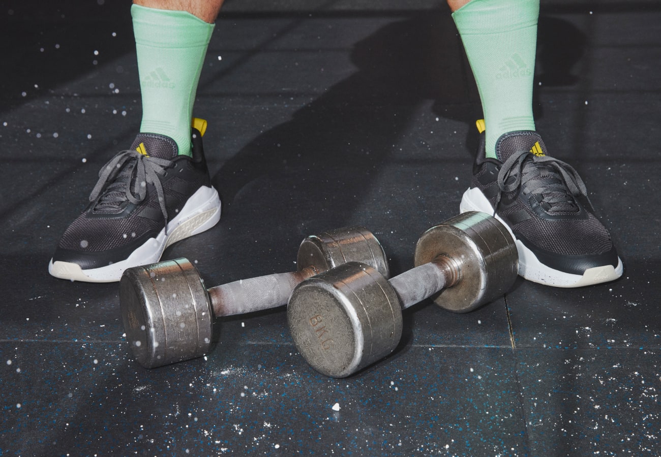 What Kind of Shoes Should You Wear to the Gym