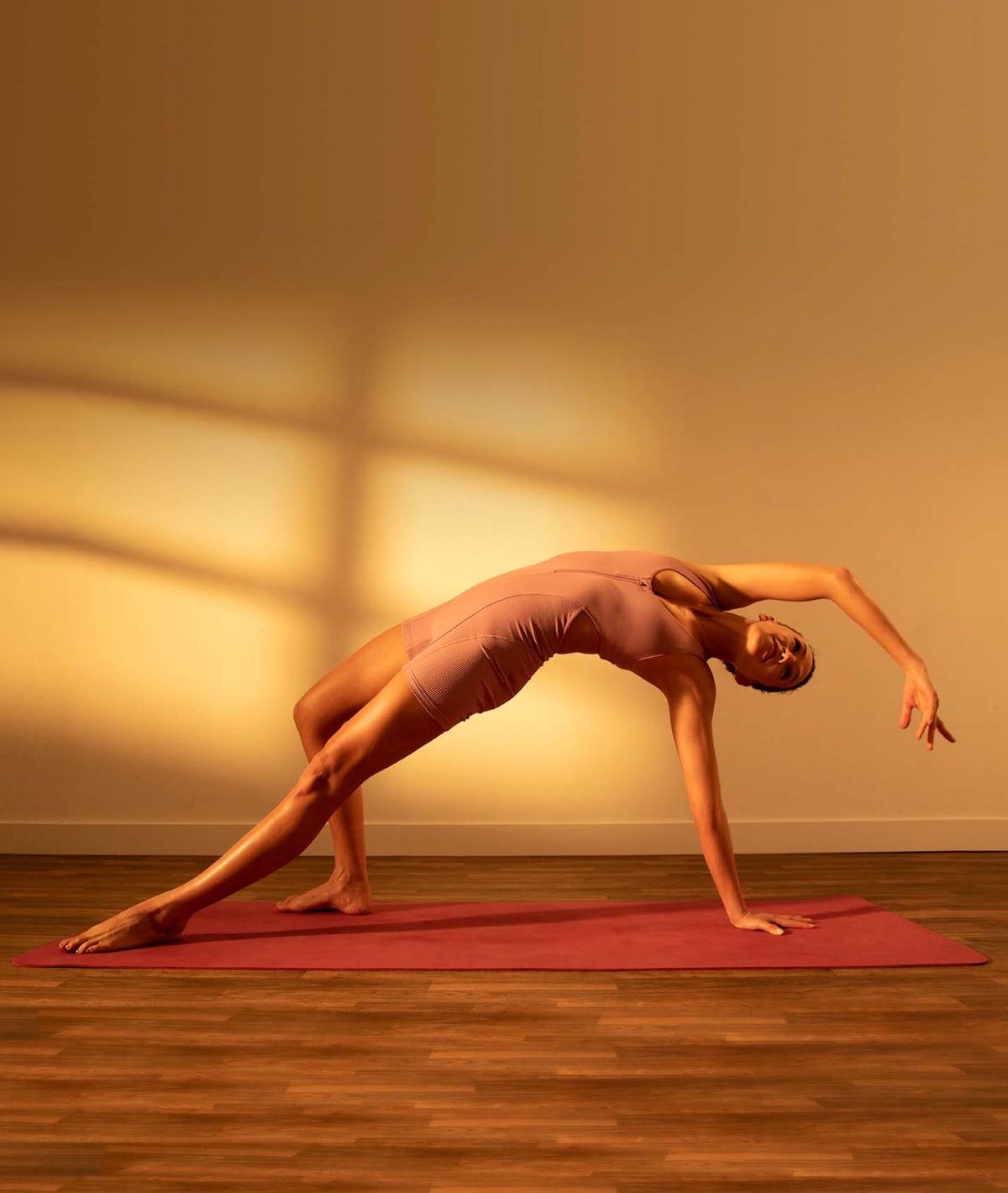 10 formas de usar las cintas de yoga