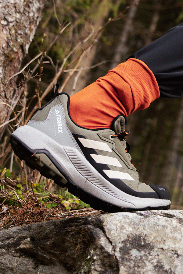 F sports shoes official website discount