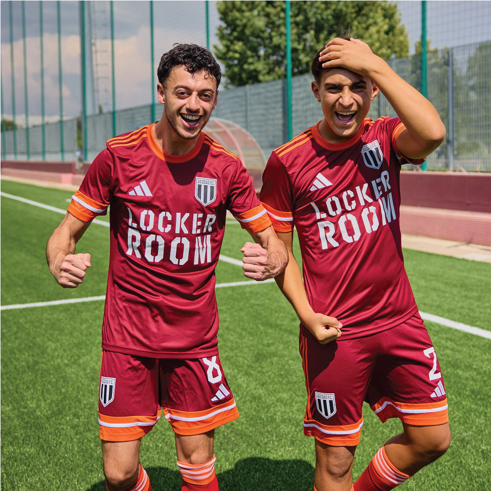 adidas LOCKER ROOM
