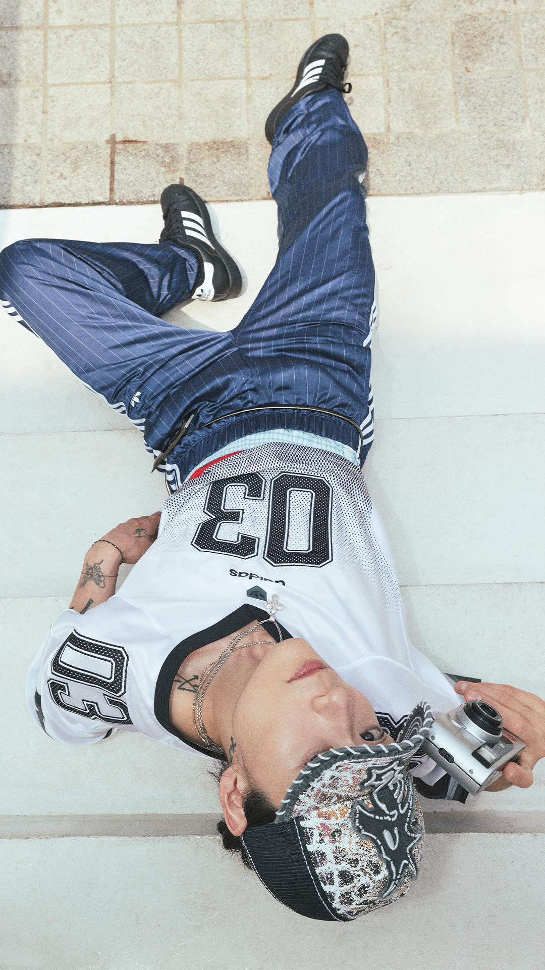 kr-fw25-lookbook-style_card-week4-look3-04-asset