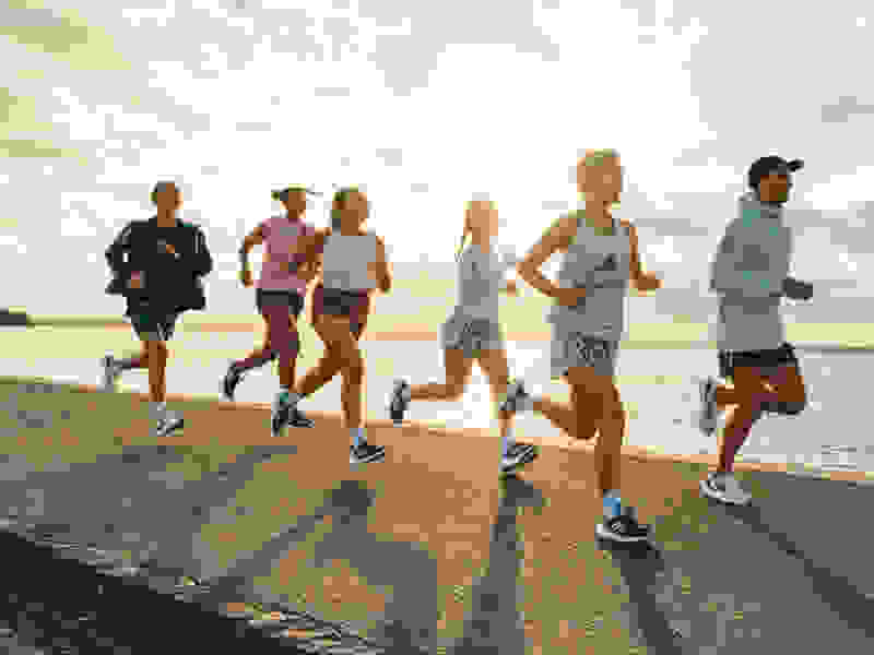 A group of people running for Run For The Oceans