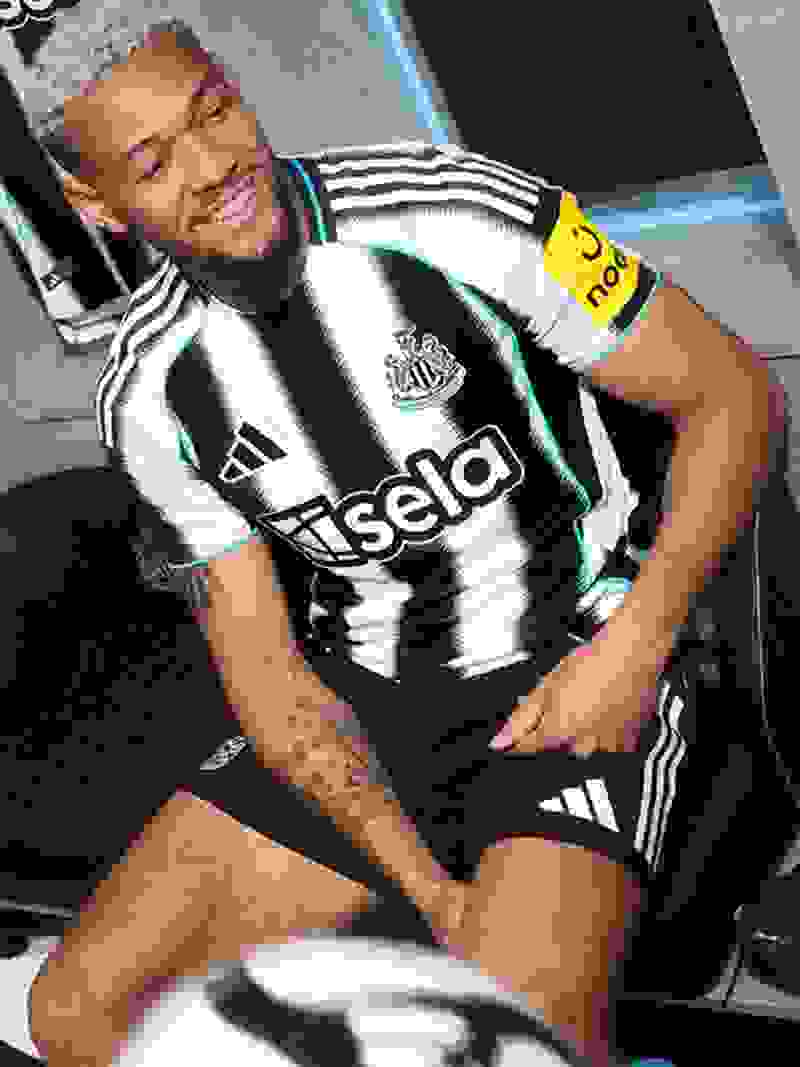 kr-newcastle​-football-fw25-launch-hp-card-asset