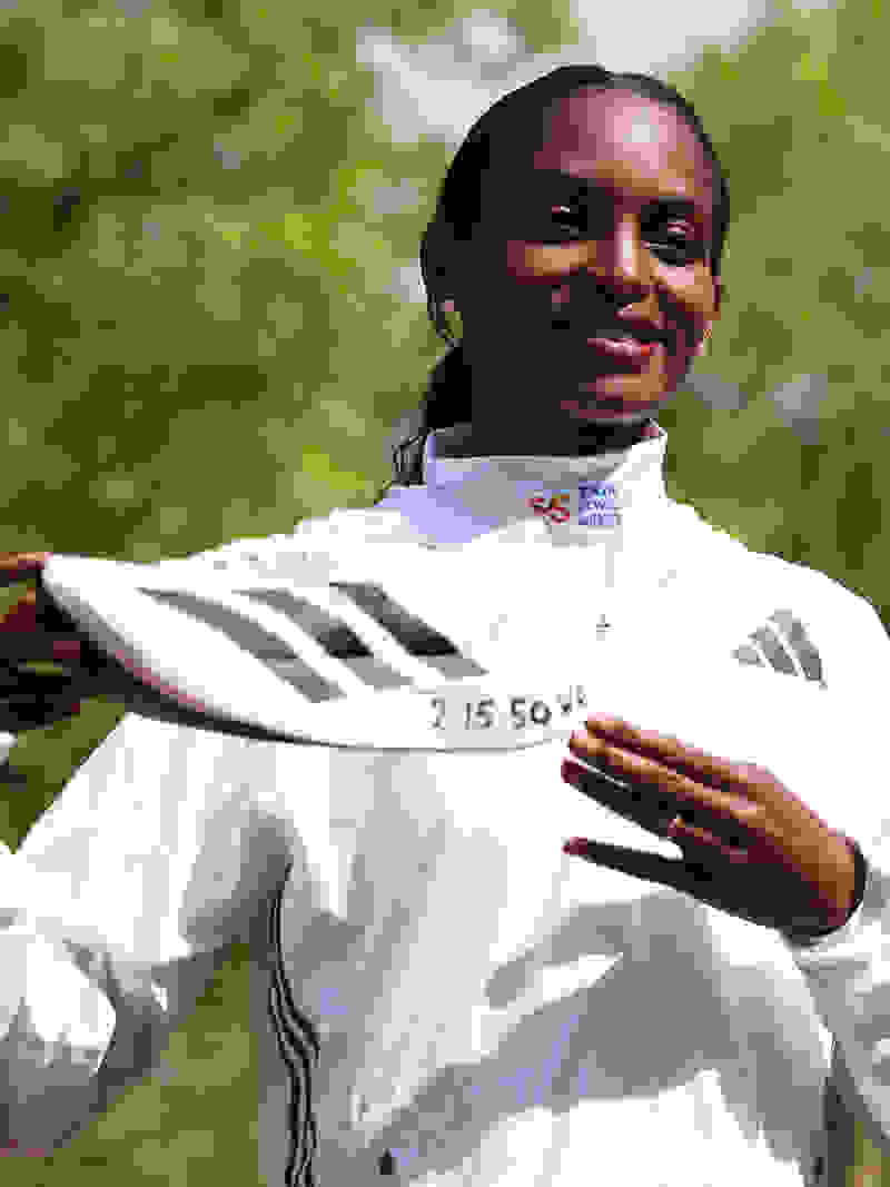 Switching images of runner in finish line moment and shoe.