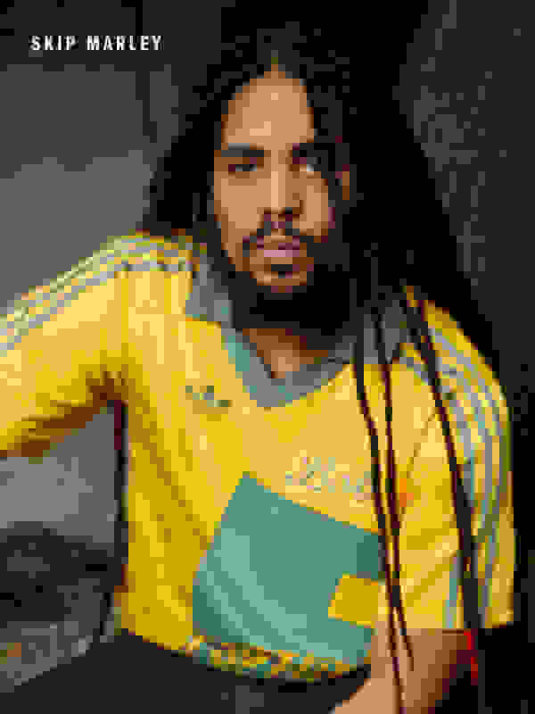 ジャマイカ代表ボブ・マーリーコレクションを身に着けた男性モデルが登場するビジュアル