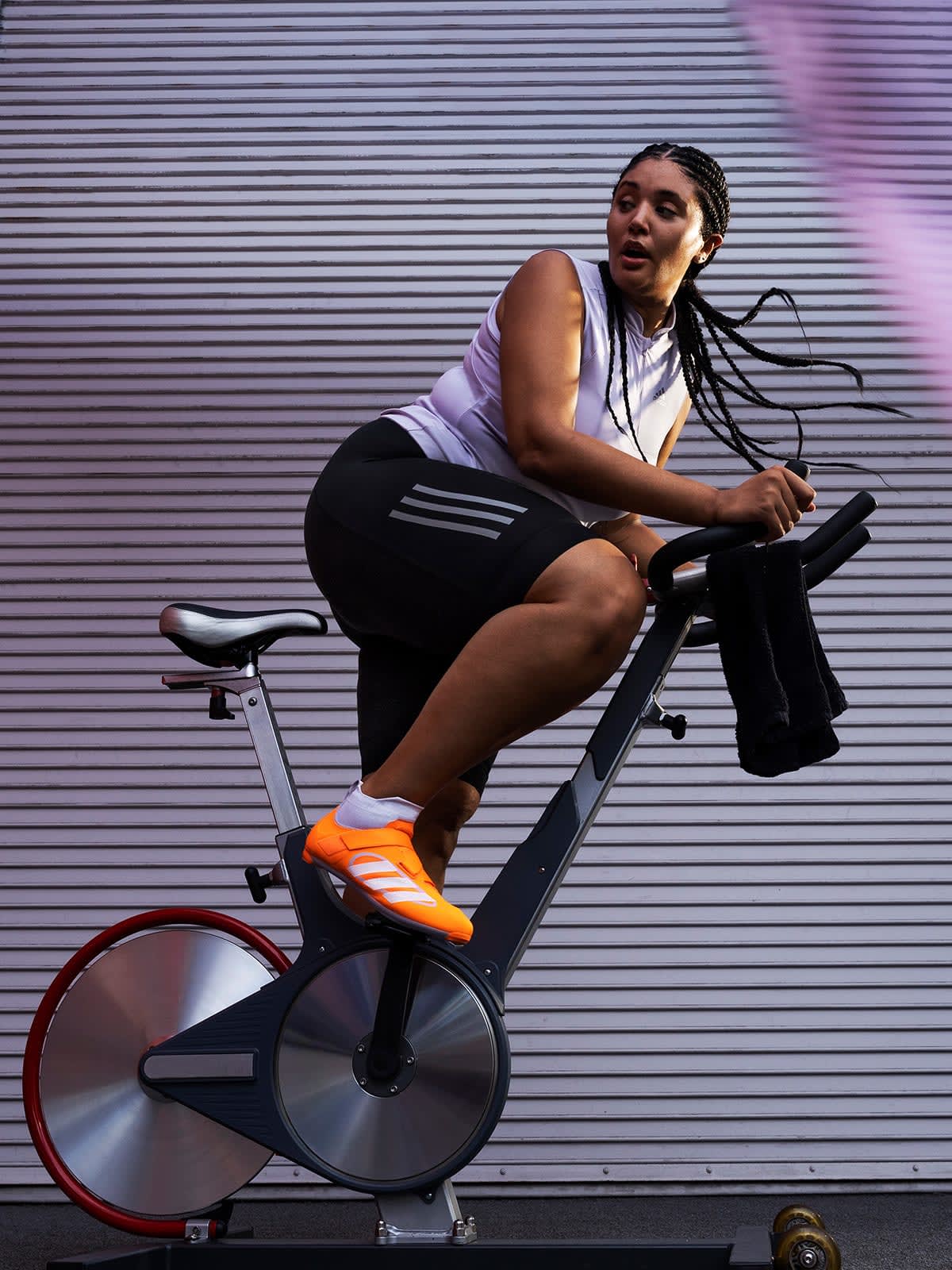 Que ponerse para una clase de ciclismo indoor o de spinning Propuestas de equipacion para todos