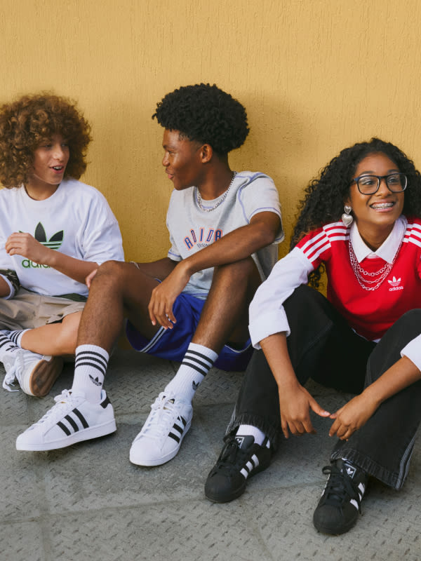 GENÇ KOLEKSİYONUNU KEŞFET