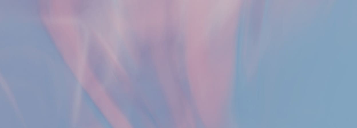 Picture of the sky with pink clouds