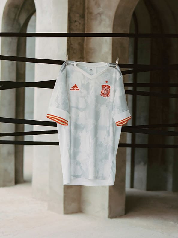 The new Spain Away jersey is shown here. With splashes of colour, the design reflects the creativity that marks the current Spanish side.