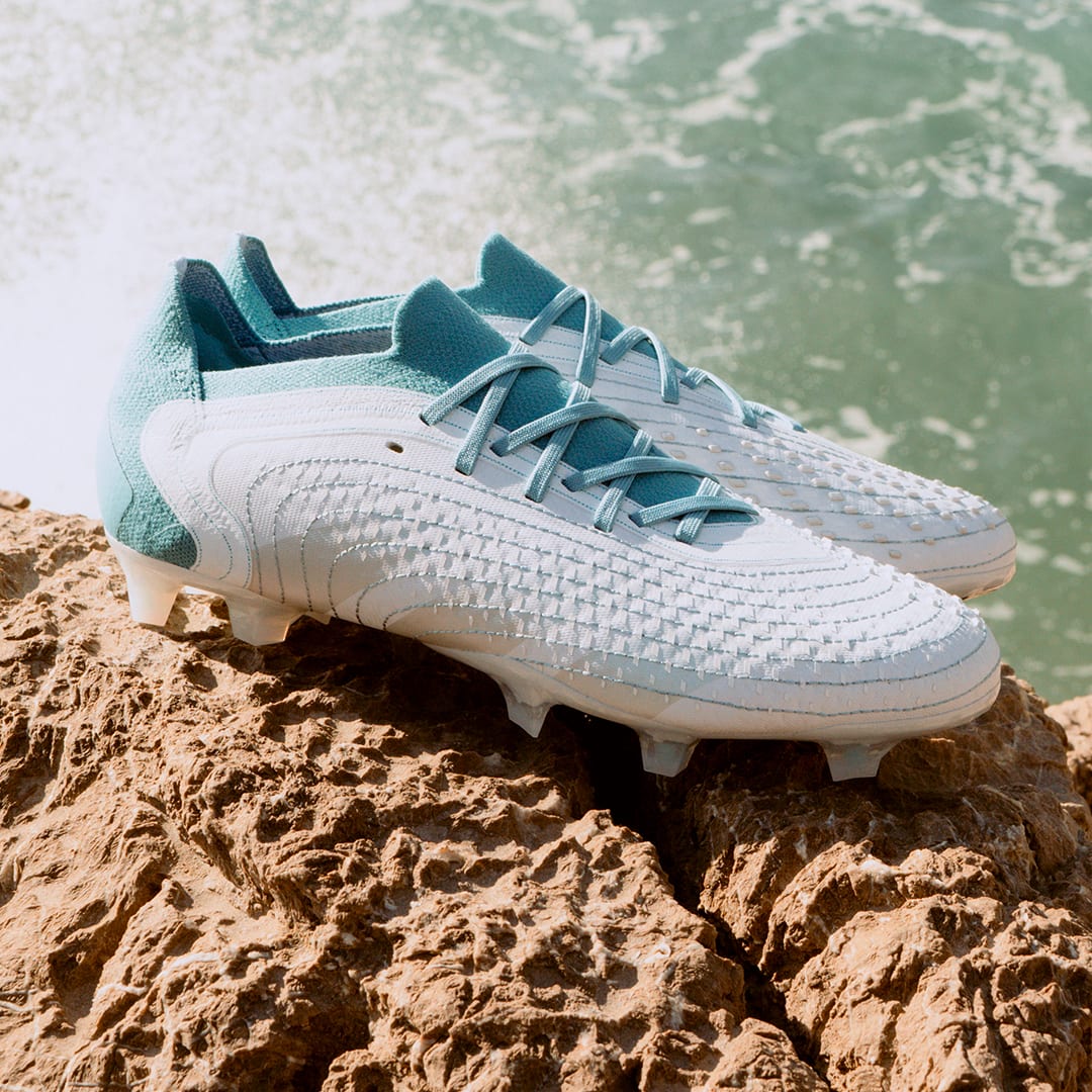 Football White Predator Accuracy.1 Firm Ground Boots