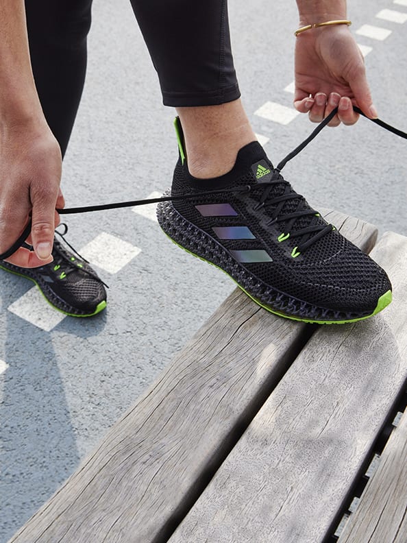 Video explaining the design and technology behind the new adidas 4DFWD running shoe.