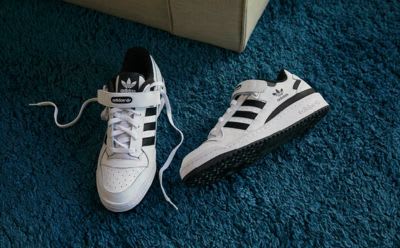 Adidas hot sale retro tennis