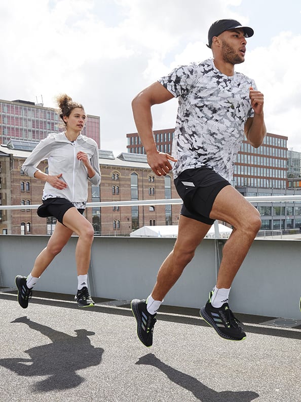 Video explaining the design and technology behind the new adidas 4DFWD running shoe.