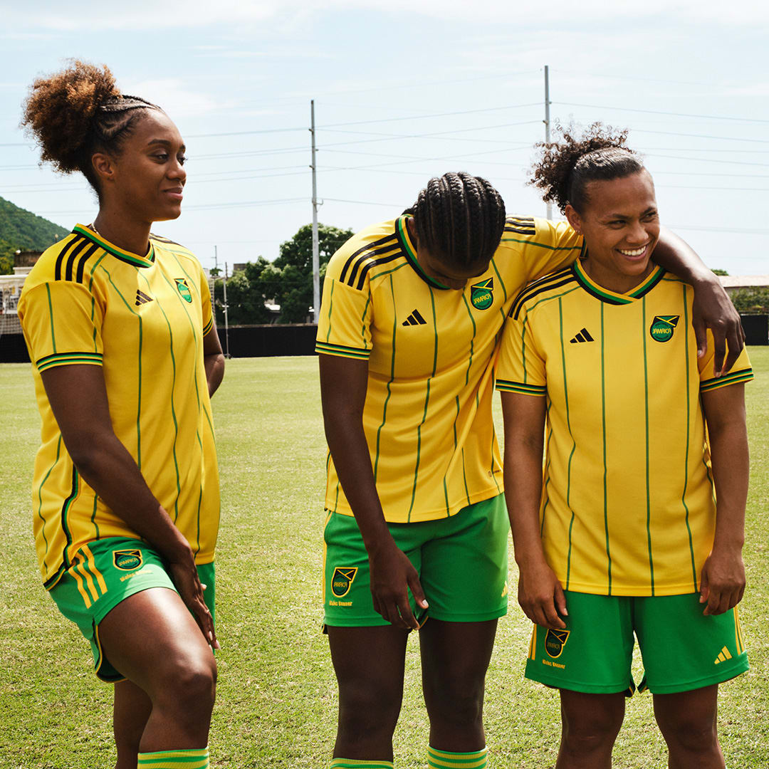 Camiseta Local Jamaica 23 Dorado Mujer Fútbol