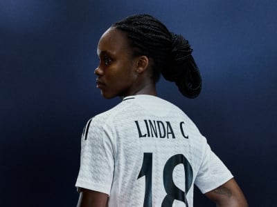 Female Player wearing a Real Madrid jersey