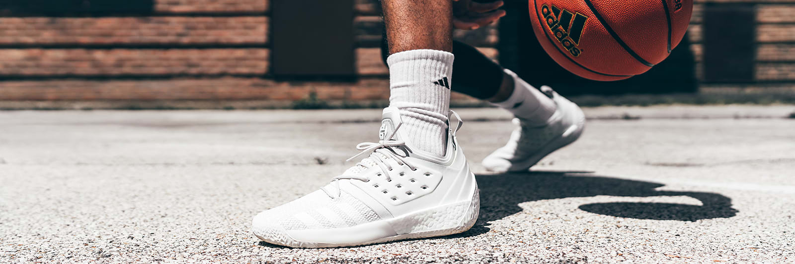 How to Clean Basketball Shoes