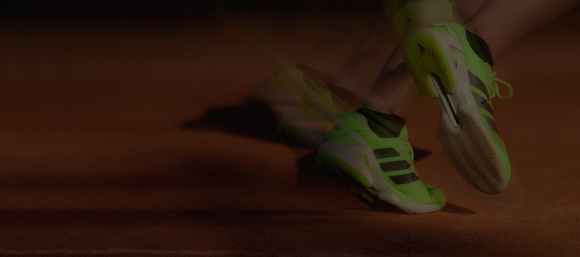 Blurred photo of a focus of the Ubersonic 5 tennis shoe