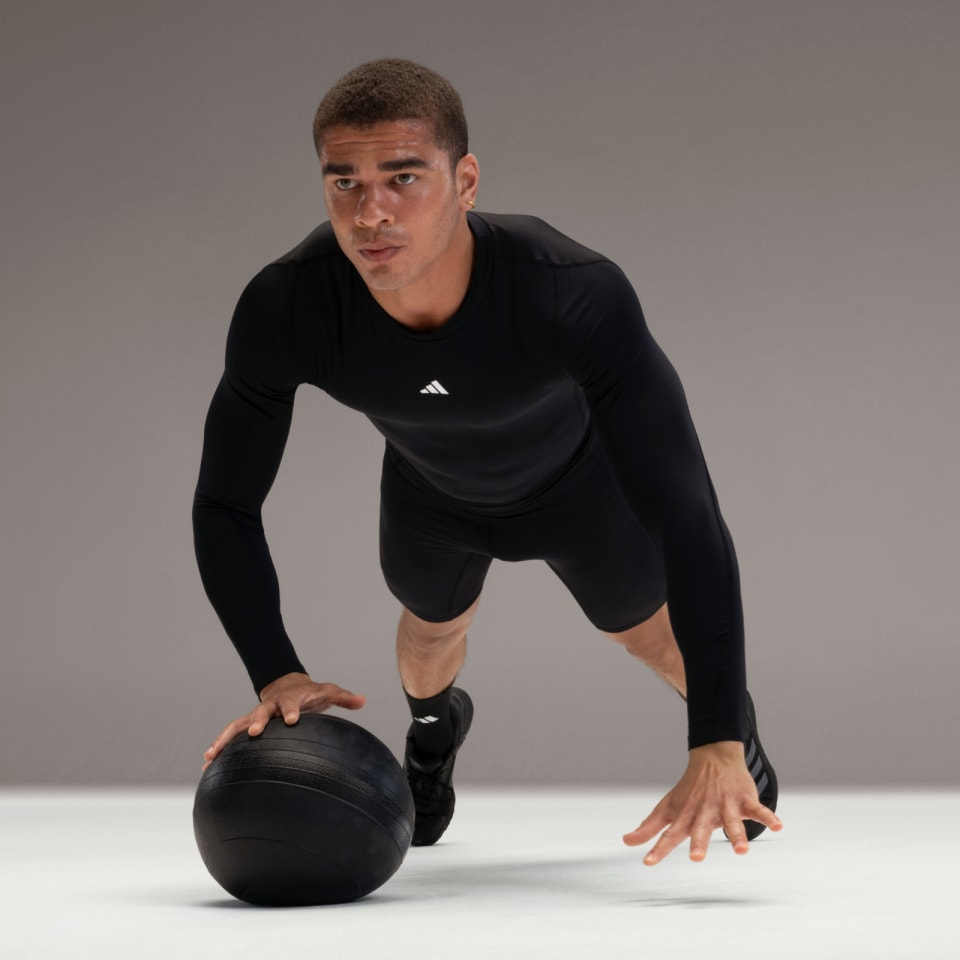 アディダス テックフィット コンプレッション トレーニング アディダス テックフィット コンプレッション トレーニング