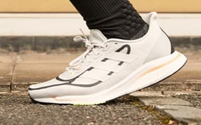 Trova le tue scarpe da corsa da uomo online | adidas واقي الشمس البرتقالي