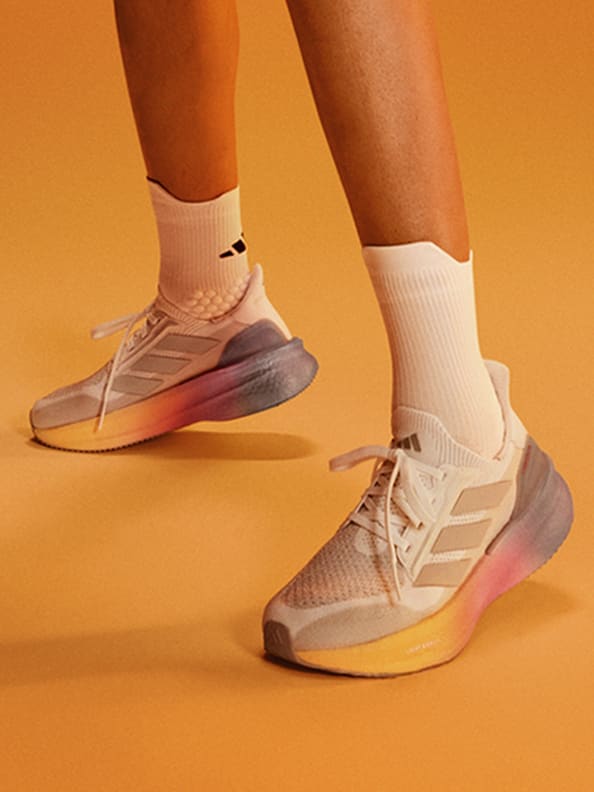 In-studio close-up image of Ultraboost 5X.
