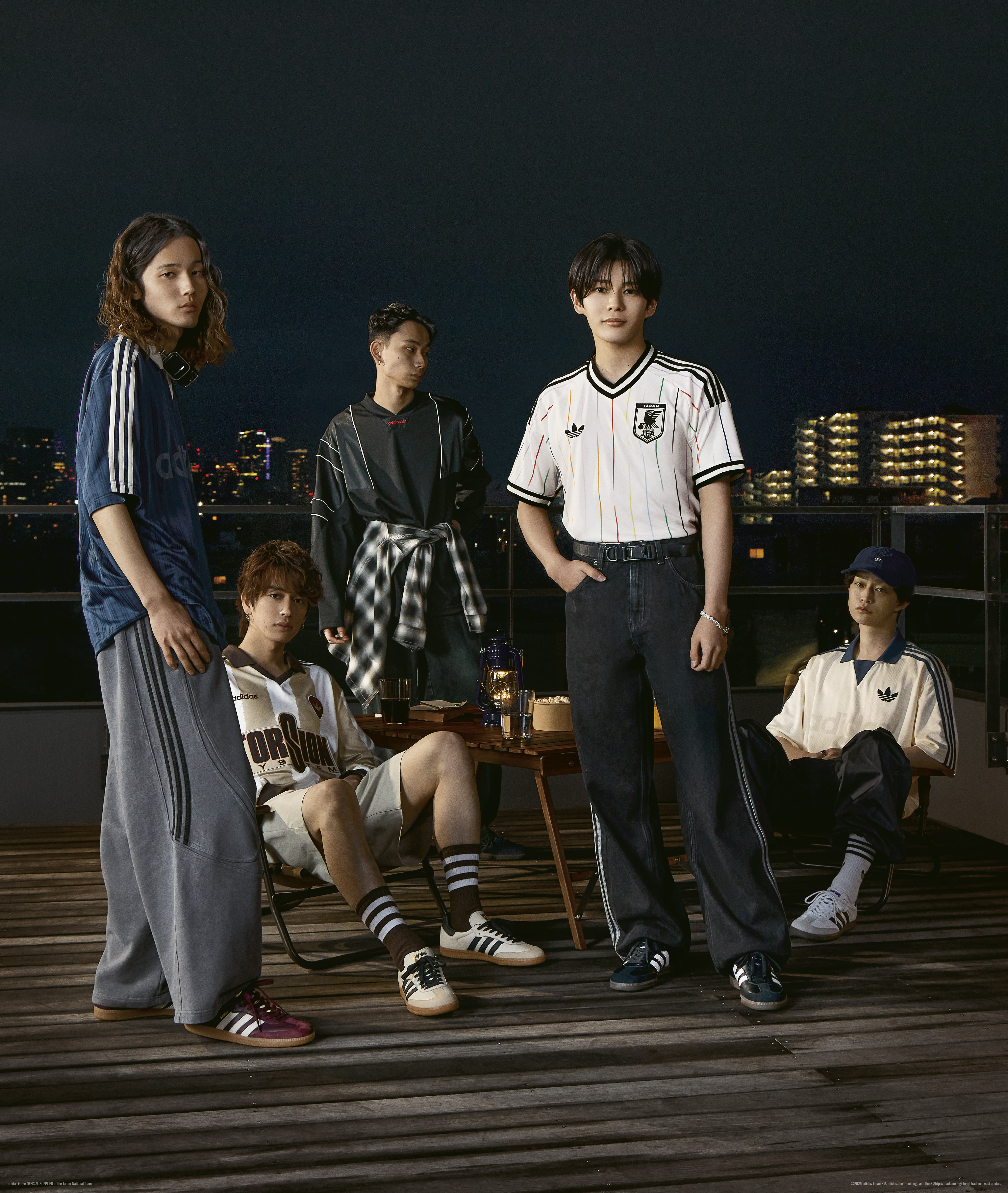 ADIDAS SUPERSTAR 35th アディダス フォトブック 写真集 ADIDAS SUPERSTAR 35th アディダス フォトブック 写真集 - メルカリ
