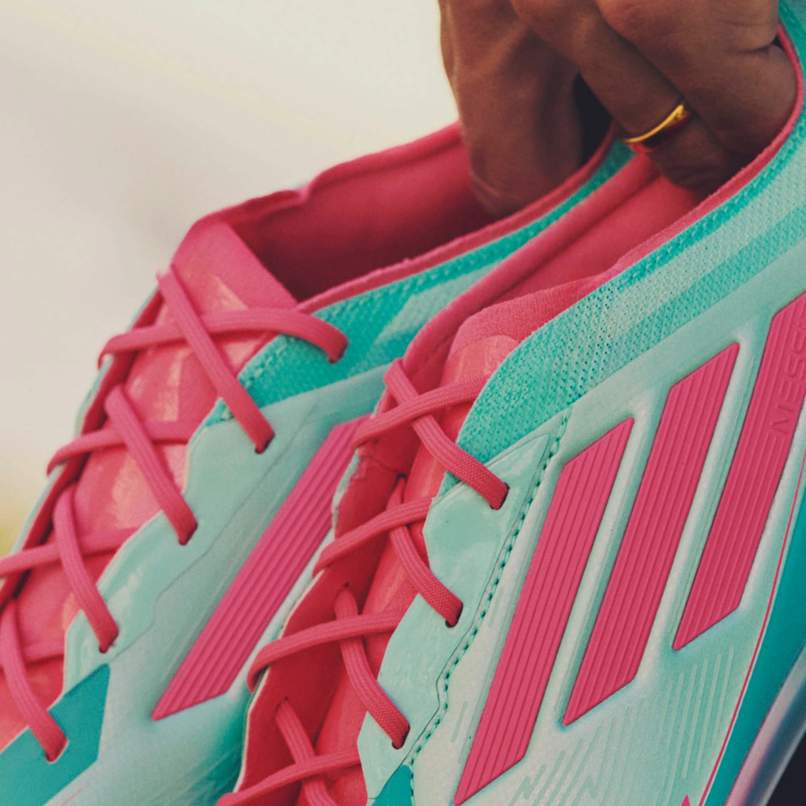 アディダス F50 ELITE メッシ FG / 天然芝用 / F50 Elite Messi