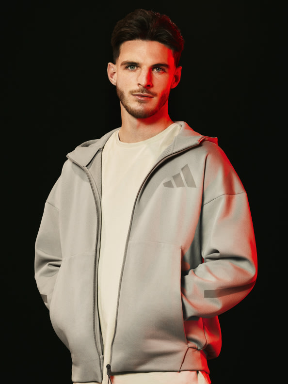 【在庫処分大特価!!】 global_zne_sportswear_ss25_lau トップス