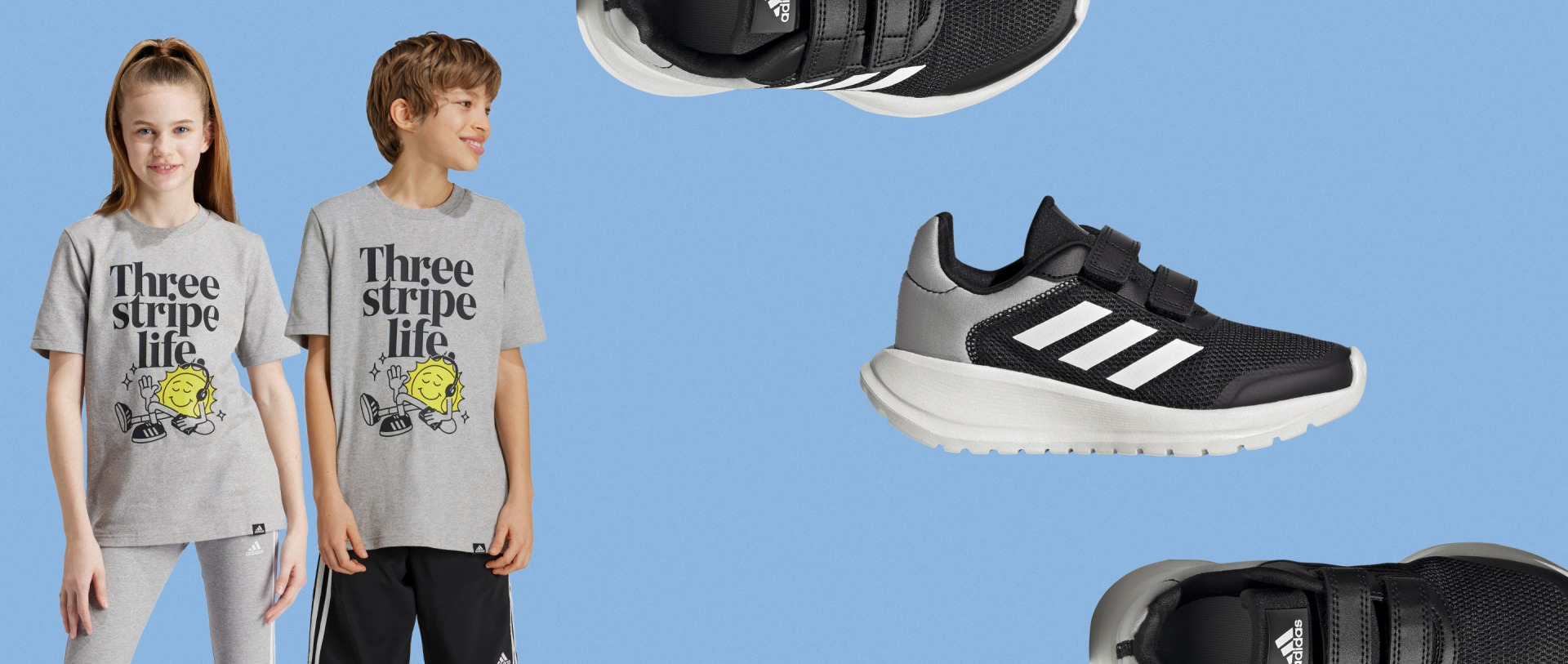 L'image montre deux enfants portant des t-shirts "Three stripe life", avec un gros plan d'une paire de chaussures de sport noires et blanches.