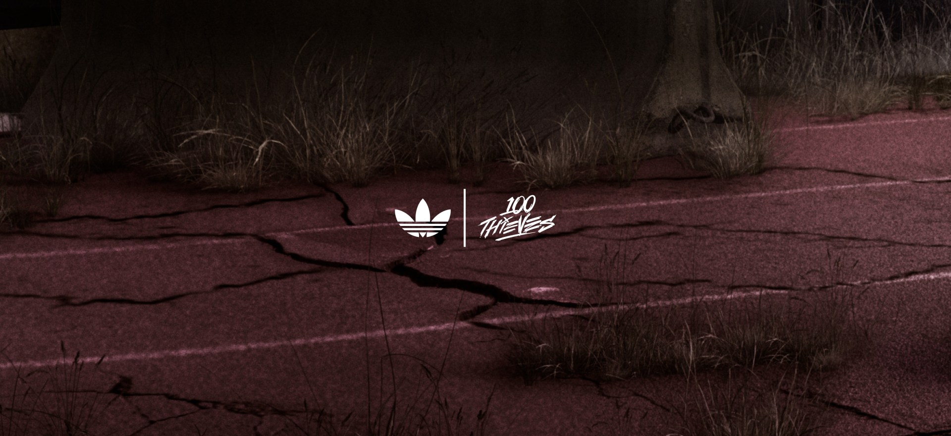 【Adidas x 100 Thieves】 Adilette Core Black Red adidas x 100 Thieves Adilette Slides 'Black Red' JR9152