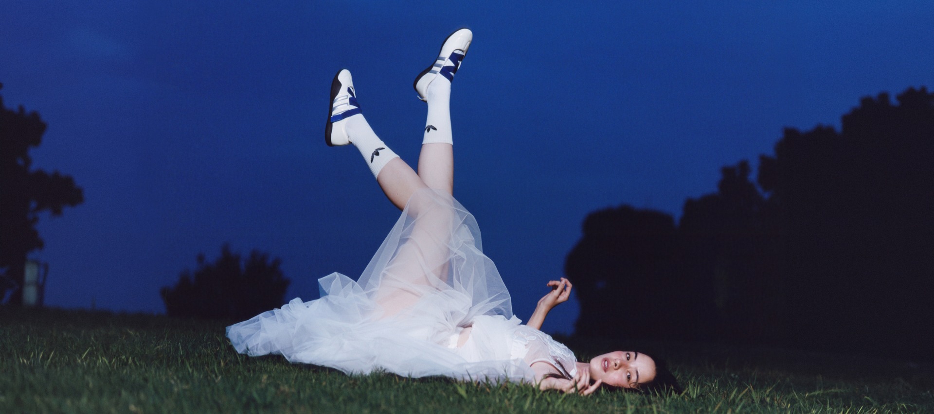 adidas originals バルーンワンピース ホワイト adidas originals バルーンワンピース ホワイト (adidas