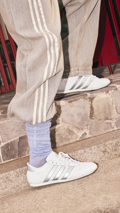 kr-low_profile-originals-ss25-launch-lookbook-style_card-look2-02-asset