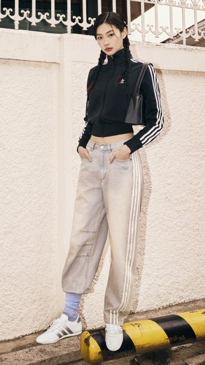 kr-low_profile-originals-ss25-launch-lookbook-style_card-look2-01-asset