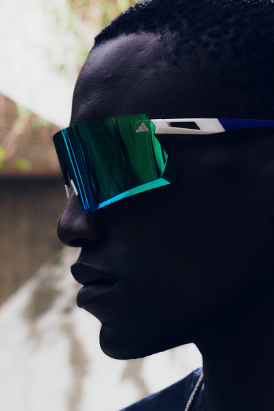close up of woman in sunglasses