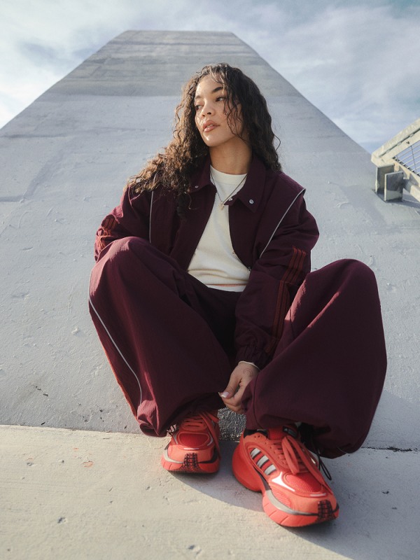 アディダス｜adidas 公式オンラインショップ 日本