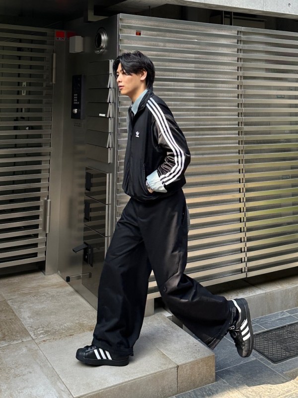 【ADIDAS】 アディダス R71 CLEA/DARK/GUM5 国内発送 ADIDAS】 アディダス R71 CLEA/DARK/GUM5 国内発送 (adidas