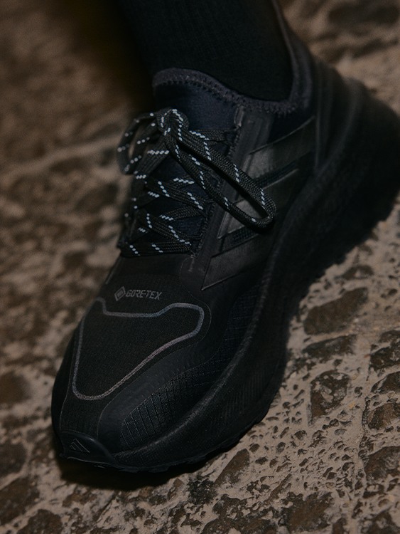 adidas ULTRABOOST 5 GTX - Black | adidas Belgium