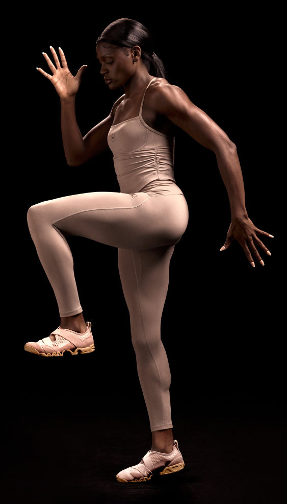 adidas by Stella McCartney Yogaブラ - ブラック | アディダス ジャパン