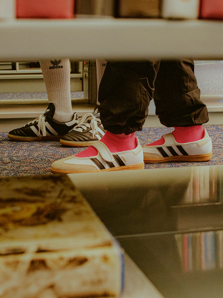 adidas アディダスオリジナルス　サマーグロースカート　xs adidas スカート アディダス オリジナルス サマーグロー