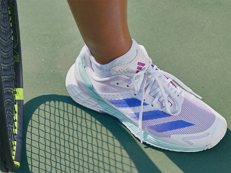 Playing tennis in running shoes hot sale