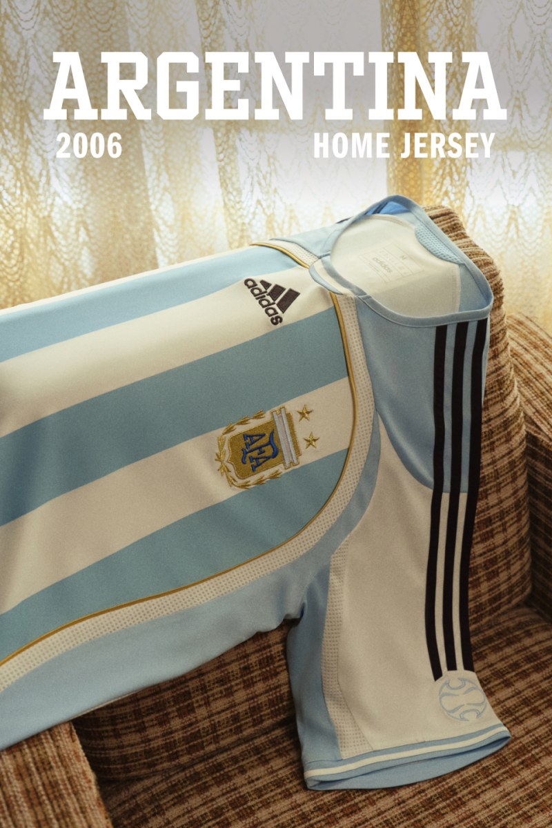 The image depicts an Adidas-branded Argentina home jersey from the year 2006, featuring the national team's colors and crest, set against a woven background.
