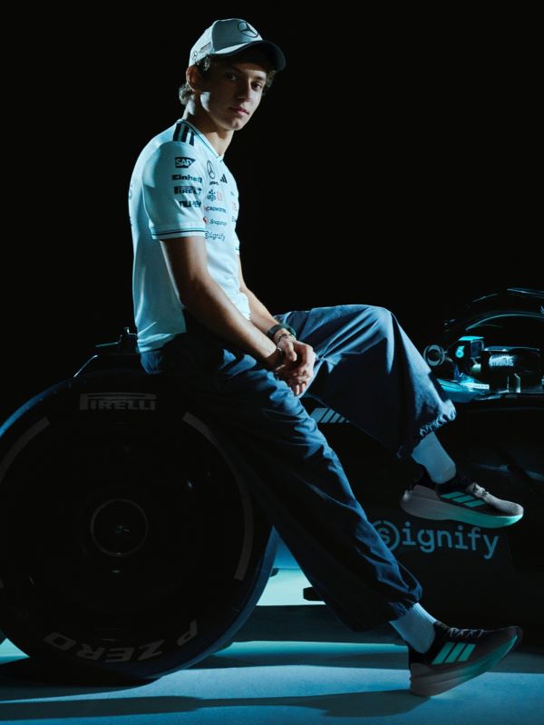 送込*アディダス*Mercedes-AMG PETRONAS F1ウルティマショー2.0 Shoes - MERCEDES - AMG PETRONAS FORMULA ONE TEAM ULTIMASHOW