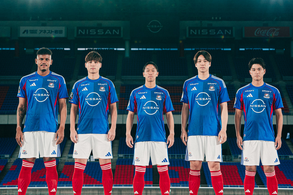 【貴重】adidas 横浜F・マリノス 05年製 日本製 ユニフォーム M adidas 横浜Fマリノス 05 ユニフォーム ホーム 半袖 オーセンティック