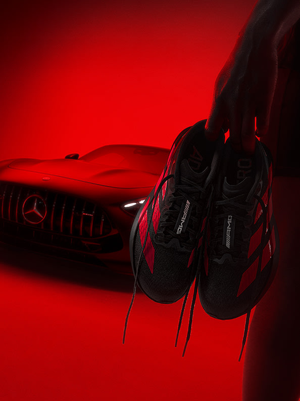 アディダス 【ADIZERO×AMG】アディゼロ アバンチ (長距離