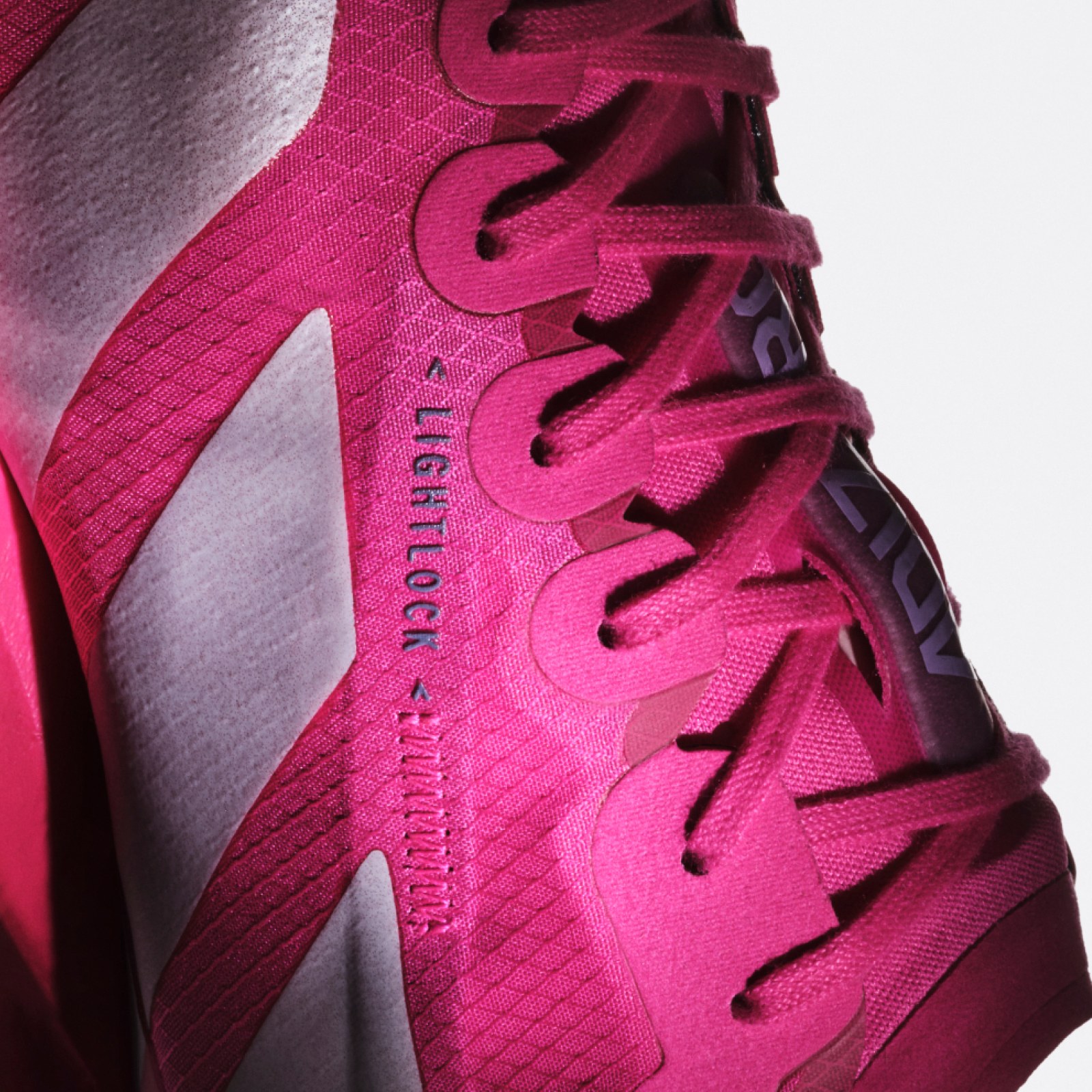 FIED PRO FIT V6_RISING RED PINK 新品　28インチ FIED PRO FIT V6_RISING RED PINK 新品 28インチ 楽天市場