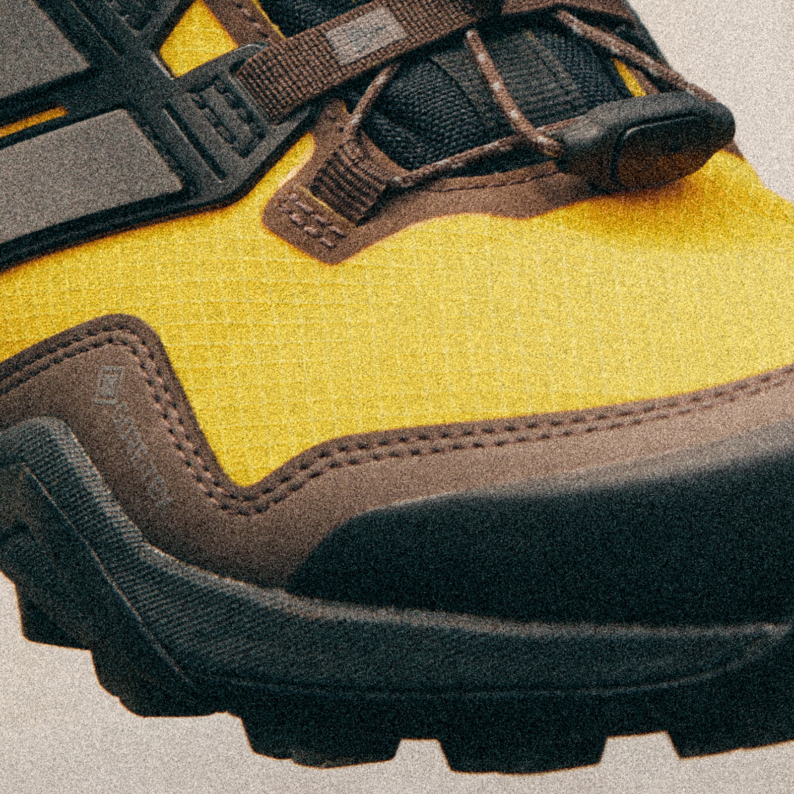 アディダス テレックス スカイチェイサー GORE-TEX ハイキング