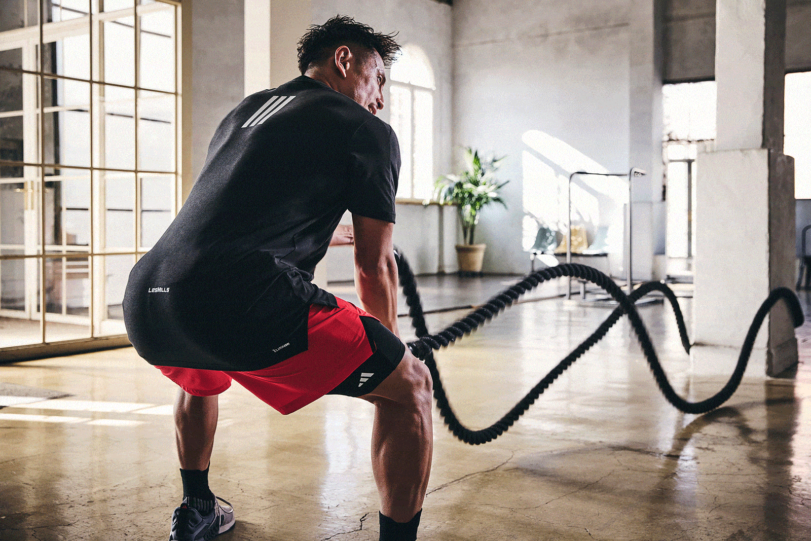 アディダス Les Mills グラフィック タンクトップ - グリーン