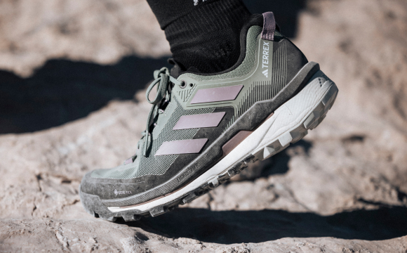 Chaussures de randonnee hautes basses fourrees adidas FR